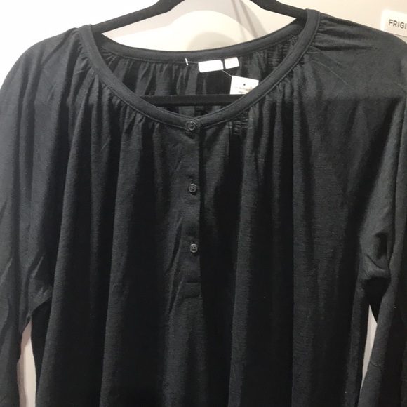 Gap Maternity Top - Picture 5 of 6